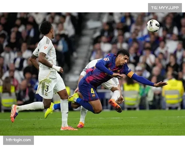 阿劳霍稳固巴萨后防核心 其防守端拦截数据领跑全队